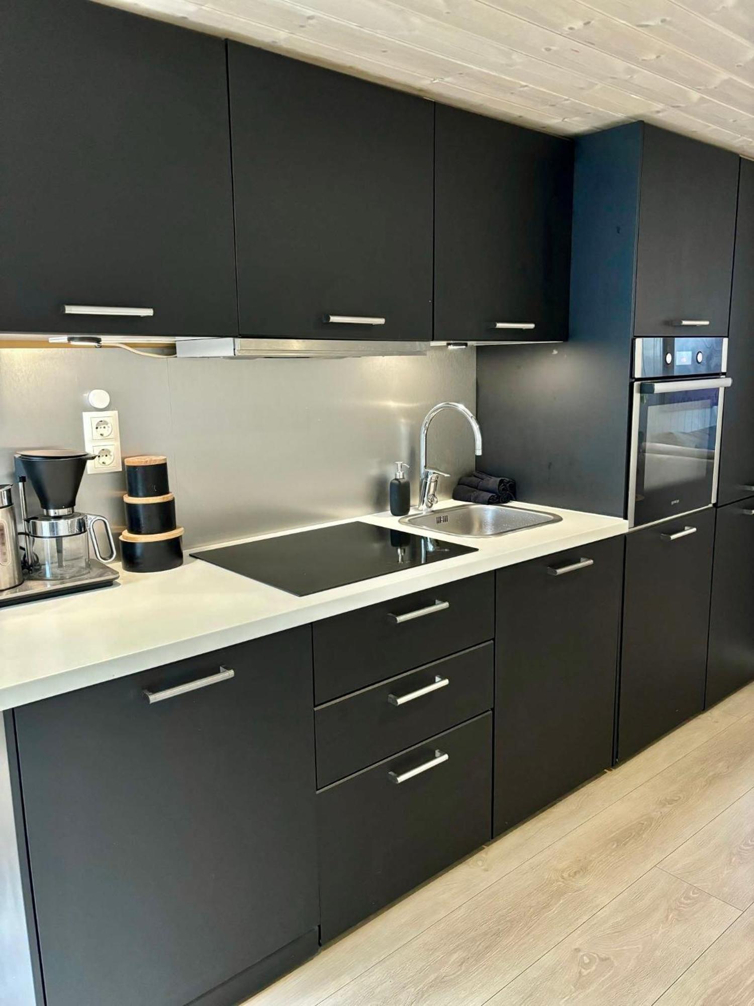 Down Town Apartment With Outside Area In Villa 크리스티안산 외부 사진